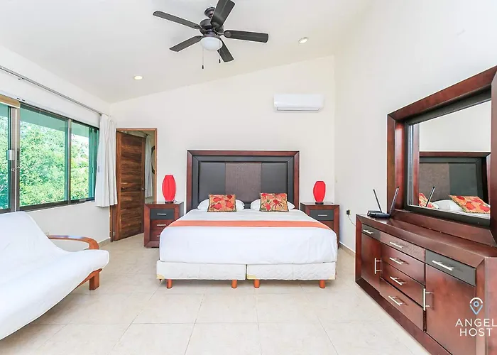 Playacar Villa With Pool Near Beach & 5Th Avenue Villa Playa del Carmen
