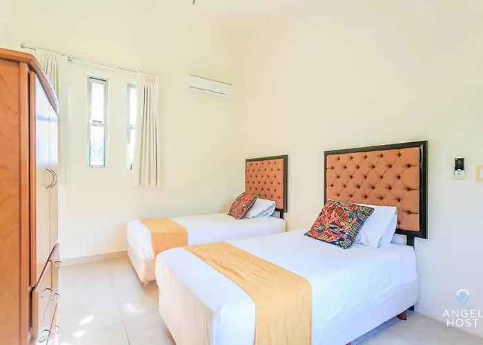 Villa Playacar Villa With Pool Near Beach & 5Th Avenue Playa del Carmen