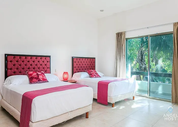Playacar Villa With Pool Near Beach & 5Th Avenue Playa del Carmen